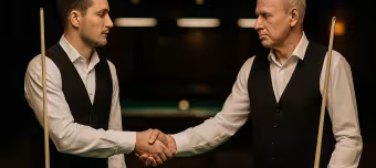 Бильярдисты жмут друг другу руки 