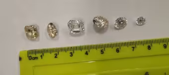 Изъятые бриллианты на сумму 41 млн. рублей