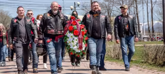 Сахалинские байкеры на возложении